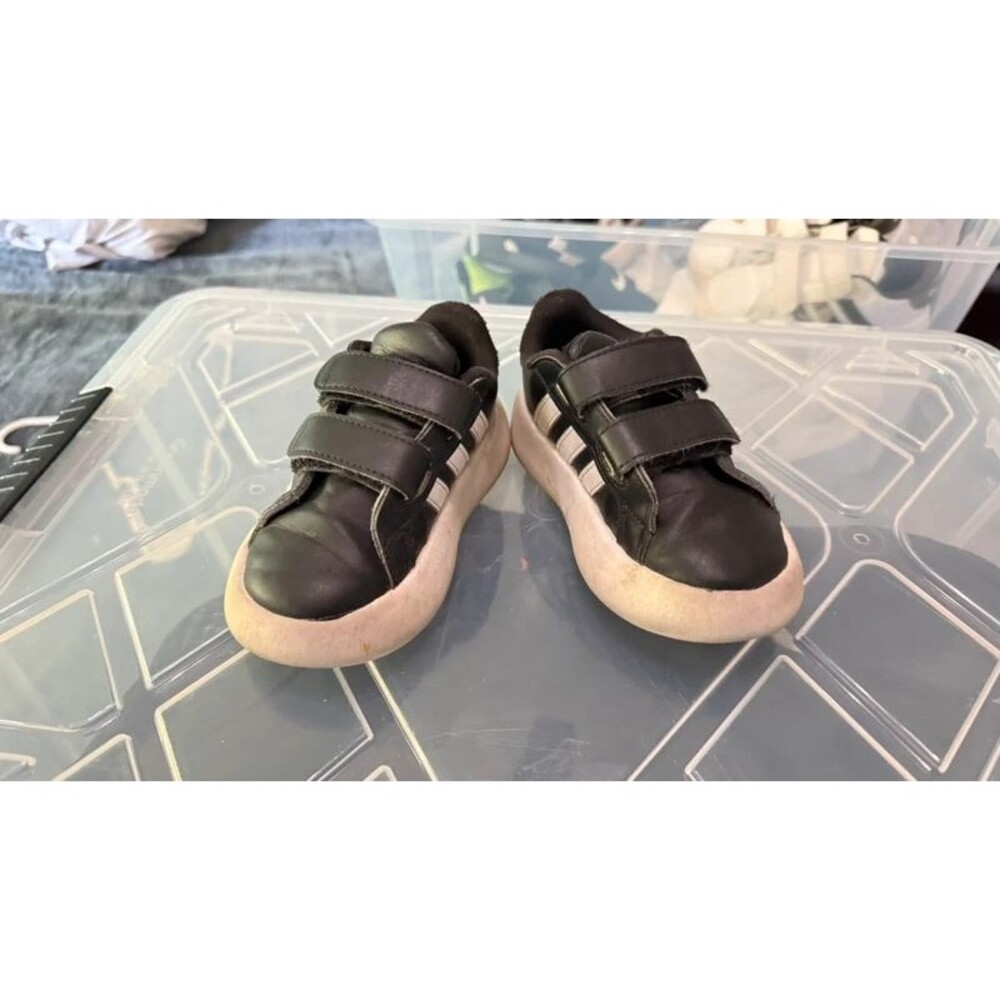 Adidas bubble shoes little kids 8